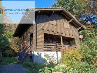 zoom immagine (Casa singola 120 mq, soggiorno, 3 camere, zona Rocca)