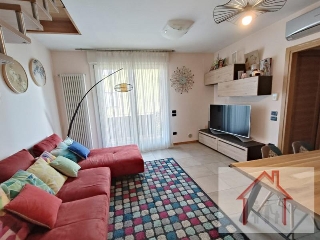 zoom immagine (Appartamento 125 mq, soggiorno, 3 camere, zona Giavera del Montello)