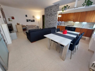 zoom immagine (Appartamento 93 mq, 2 camere, zona Sant'Anna)