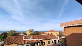 zoom immagine (Appartamento 102 mq, 2 camere, zona Marina di Montemarciano)