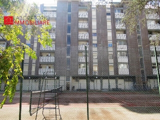 zoom immagine (Appartamento 148 mq, soggiorno, 3 camere, zona Salesiani)